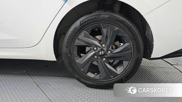 Hyundai Avante (CN7) id 4594843 из Кореи 13