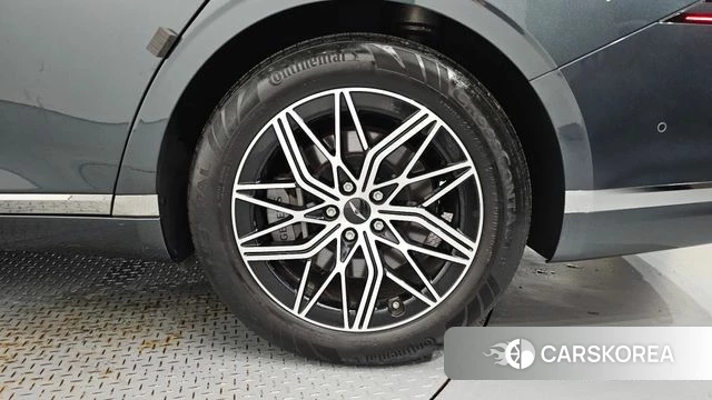 Genesis G90 (RS4) id 4603482 из Кореи 13