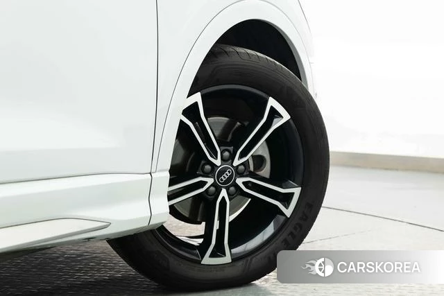 Audi Q3 id 4210407 из Китая 13