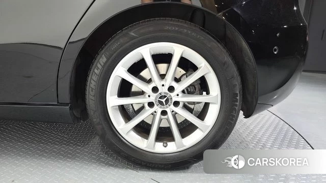 Mercedes-Benz A-Class W177 id 4785334 из Кореи 13