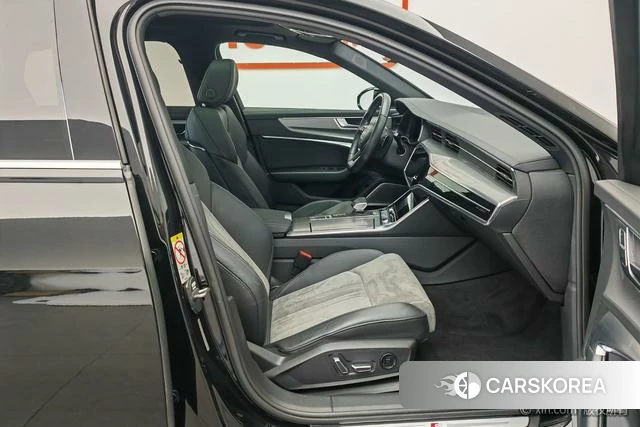 Audi A6L id 4275986 из Китая 13