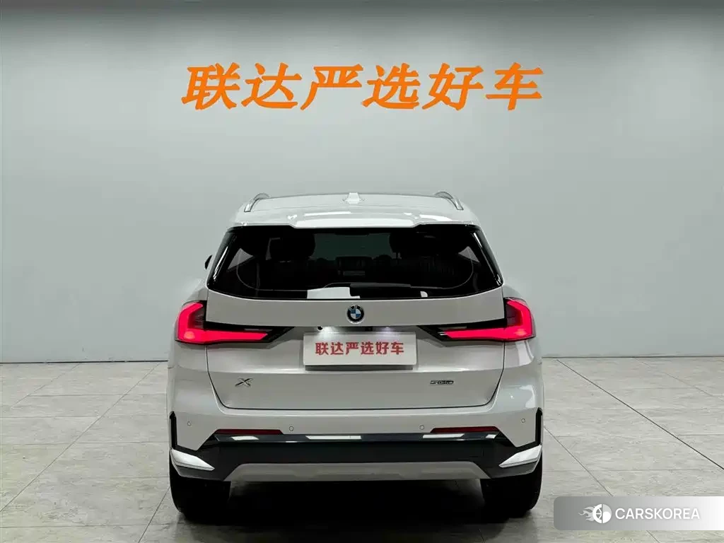 BMW X1 id 4628967 из Китая 13