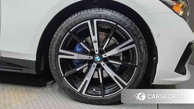 BMW 5 Series (G60) id 4266133 из Кореи 13