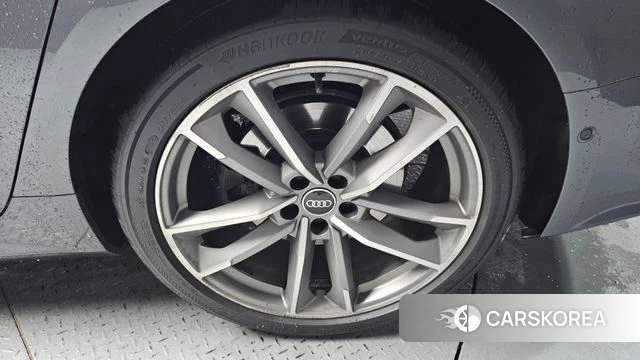 Audi A7 (4K) id 4609892 из Кореи 13