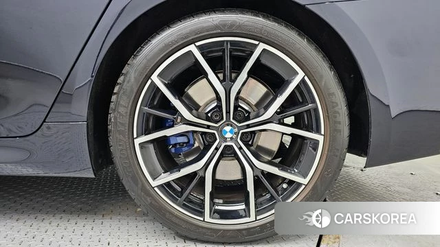 BMW 5 Series (G30) id 4360723 из Кореи 13