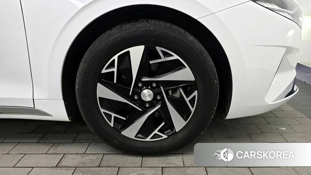 Hyundai The New Grandeur IG Hybrid id 4384279 из Кореи 13