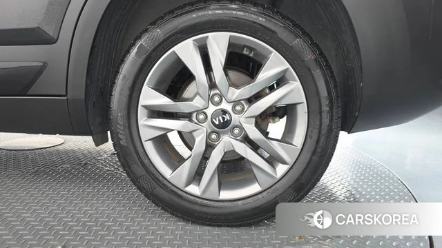 Kia Seltos id 4676955 из Кореи 13