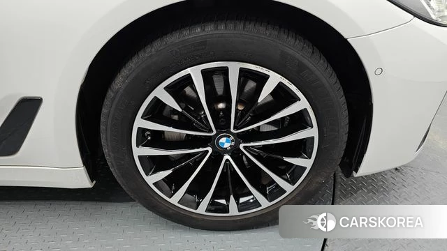 BMW 5 Series (G30) id 4519366 из Кореи 13