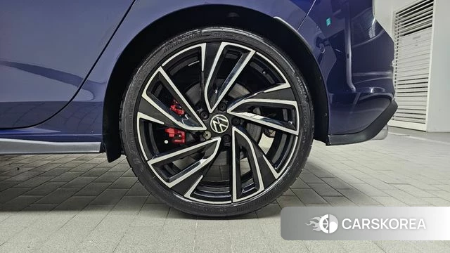 Volkswagen Golf 8th Generation id 4308249 из Кореи 13