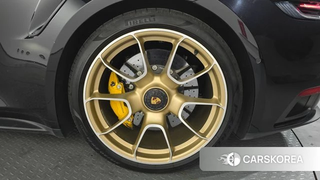 Porsche 911(992) id 4444735 из Кореи 13
