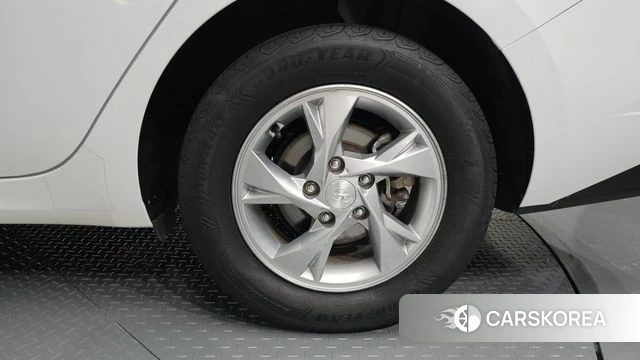 Hyundai Avante (CN7) id 4362468 из Кореи 13