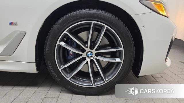 BMW 5 Series (G30) id 4535530 из Кореи 13