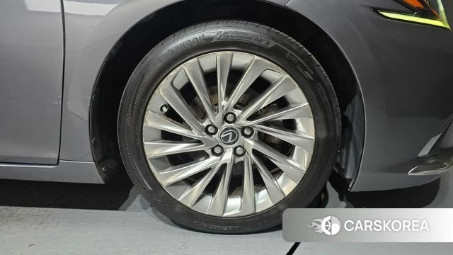 Lexus ES300h 7th generation id 4751071 из Кореи 13