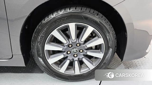 Toyota Sienna id 4411221 из Кореи 13