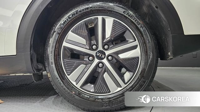 Kia The New Niro id 4464838 из Кореи 13