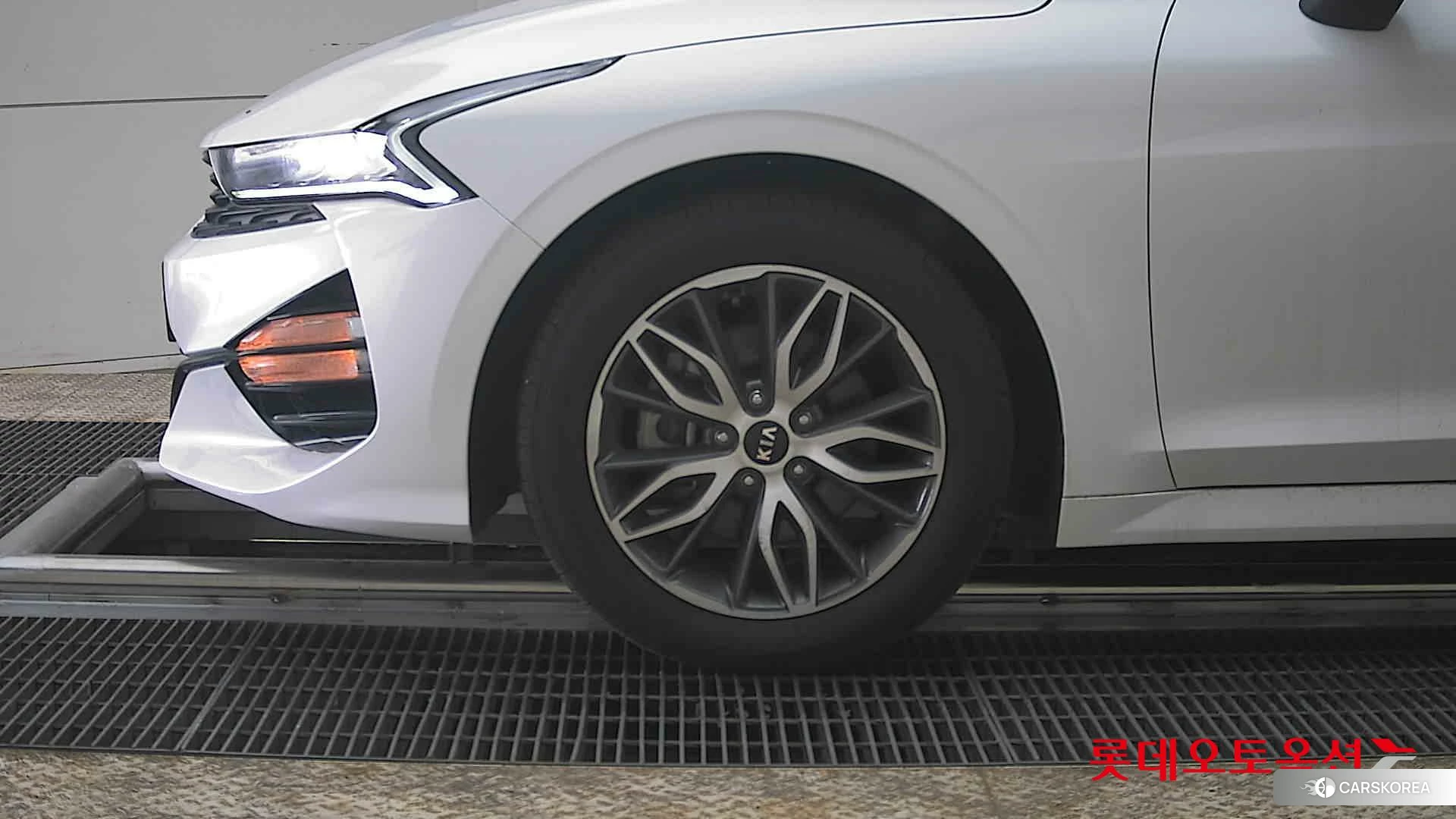 Kia K5 id 3888418 из Кореи 13