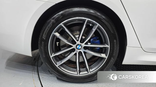 BMW 5 Series (G30) id 4324498 из Кореи 13