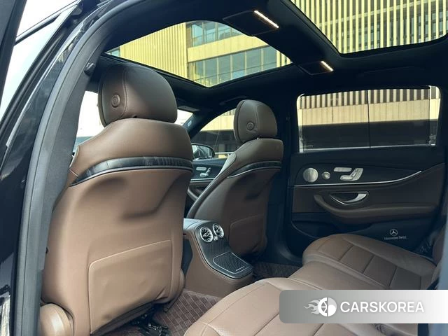Mercedes-Benz E-class id 4298448 из Китая 13