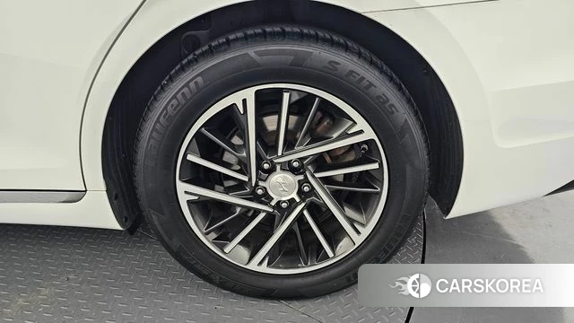 Hyundai The New Grandeur IG id 4458905 из Кореи 13