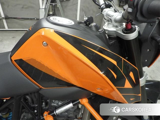 KTM 690 DUKE id 3939635 из Японии 13