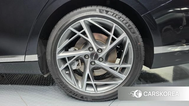 Genesis G90 (RS4) id 4469604 из Кореи 13
