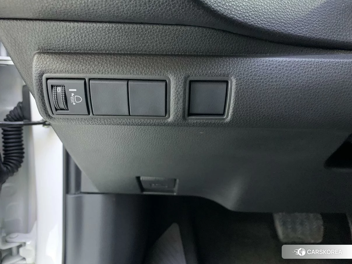 Toyota Levin id 4504739 из Китая 13