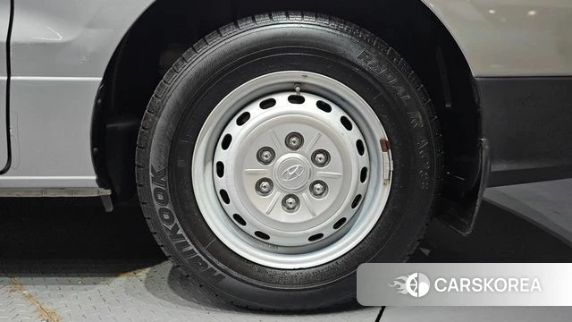 Hyundai The New Grand Starex id 4638318 из Кореи 13