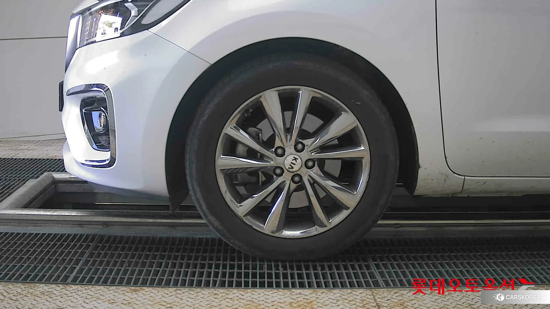 Kia Carnival id 4296917 из Кореи 13
