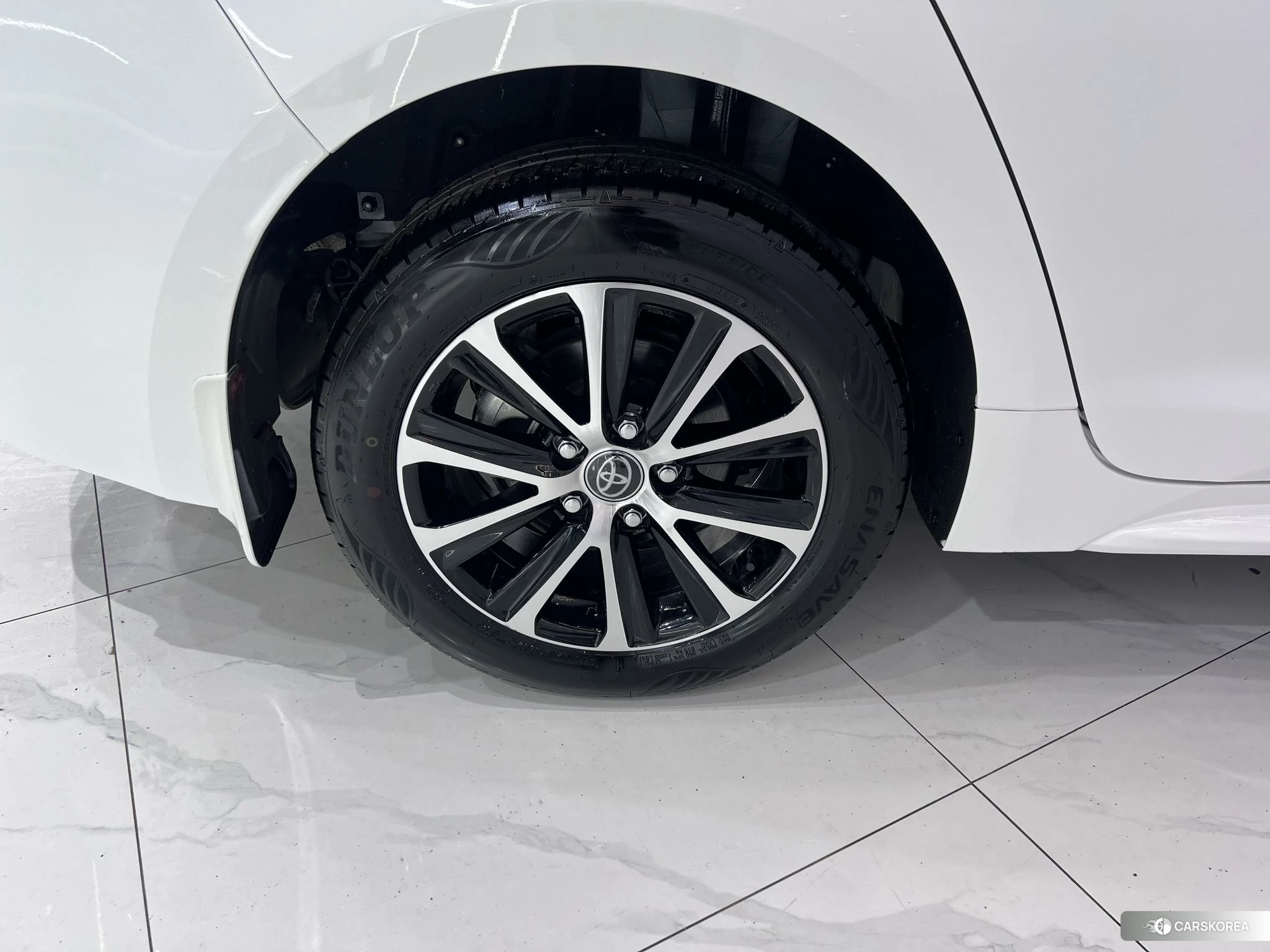 Toyota Levin id 4479473 из Китая 13