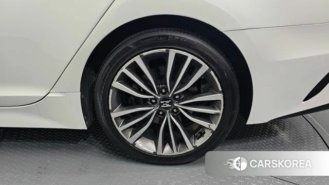 Kia Stinger id 4765498 из Кореи 13
