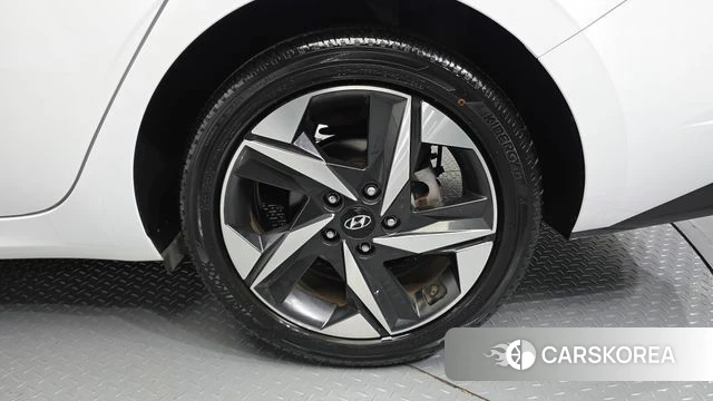 Hyundai Avante (CN7) id 4580883 из Кореи 13