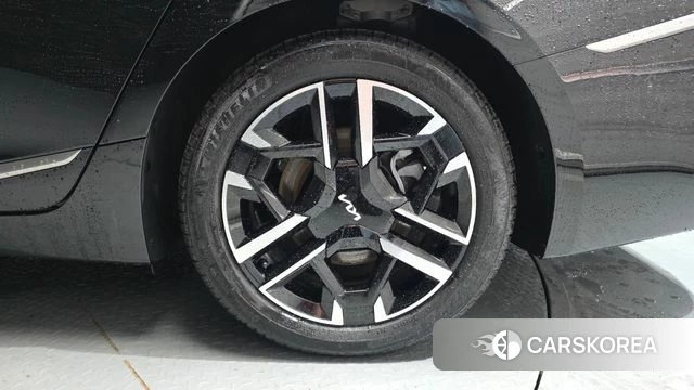 Kia The New K8 Hybrid id 4560177 из Кореи 13