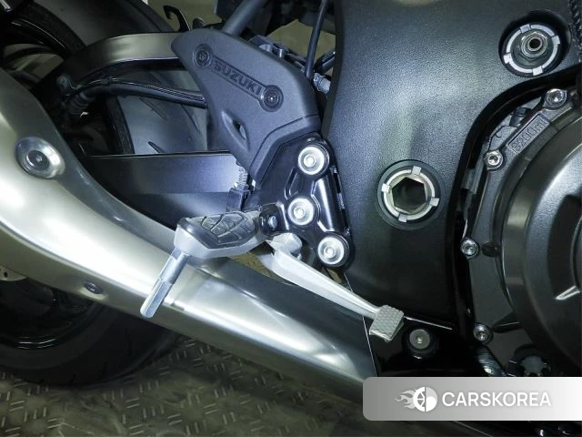 Проданный Suzuki GSX1300R HAYABUSA id 4000076 из Японии, фото 13