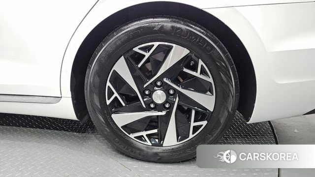 Hyundai The New Grandeur IG Hybrid id 4741765 из Кореи 13
