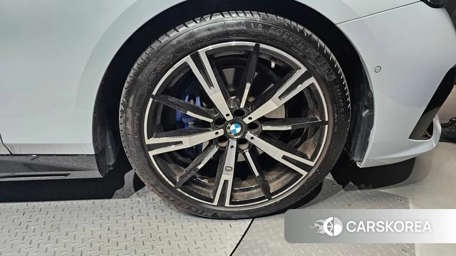 BMW 5 Series (G60) id 4655346 из Кореи 13