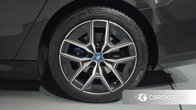 BMW i5 (G60) id 4516321 из Кореи 13