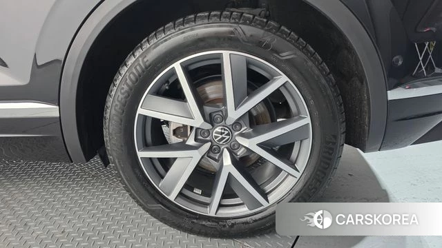 Volkswagen Touareg 3rd generation id 4720429 из Кореи 13