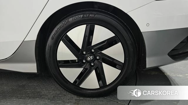 Hyundai Ionic 6 id 4561306 из Кореи 13