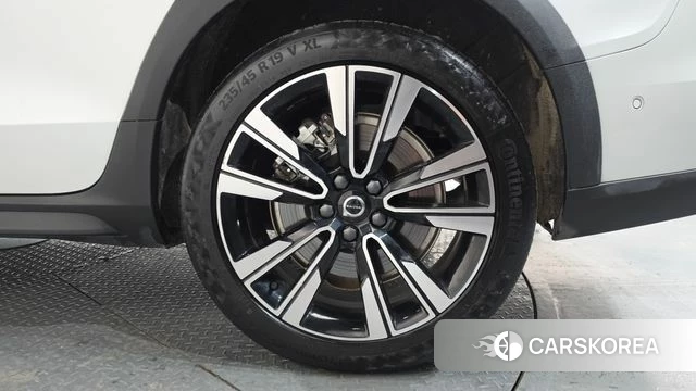 Volvo V60 Cross-Country 2nd Generation id 4571298 из Кореи 13