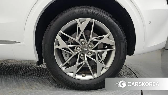 Genesis GV70 id 4422024 из Кореи 13