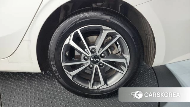 Kia The New K3 2nd generation id 4527946 из Кореи 13