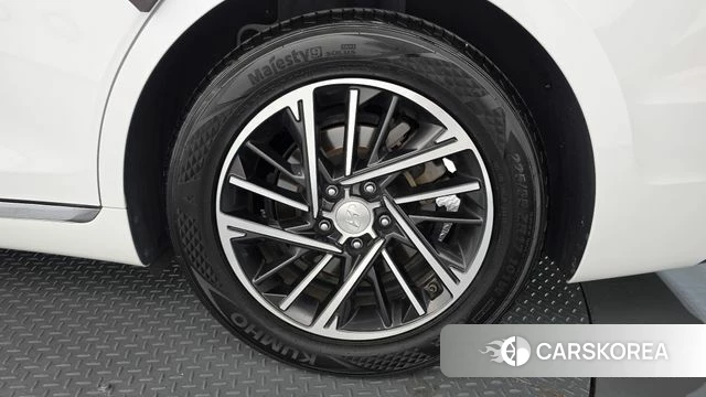 Hyundai The New Grandeur IG id 4780462 из Кореи 13