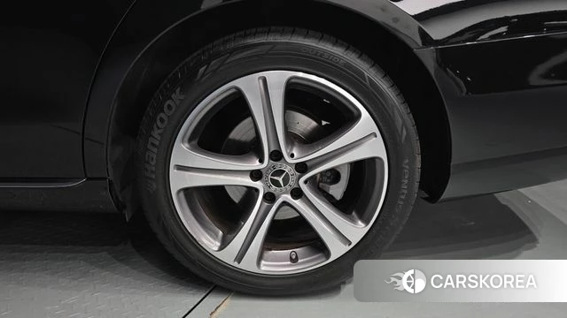 Mercedes-Benz E-Class W213 id 4732219 из Кореи 13