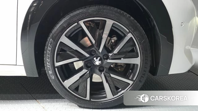 Peugeot e-208 second Generation id 4533657 из Кореи 13