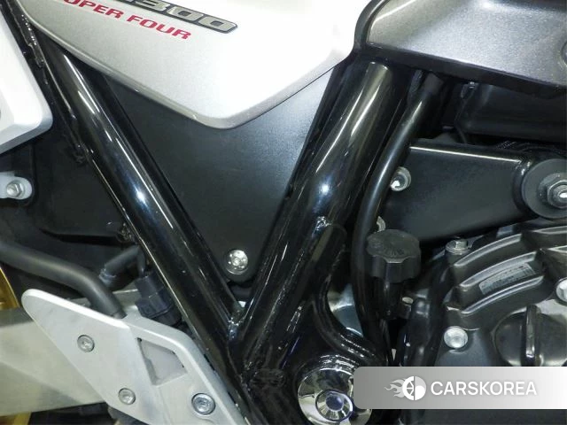 Проданный Honda CB1300SF id 4008479 из Японии, фото 13