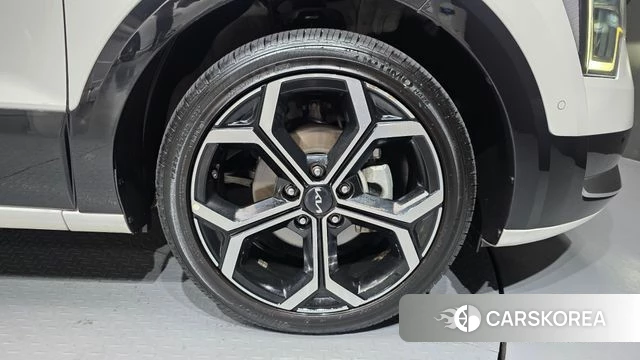 Kia Di Ol Nu Niro id 4881231 из Кореи 13
