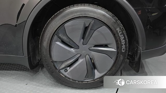 Tesla Model Y id 4686477 из Кореи 13