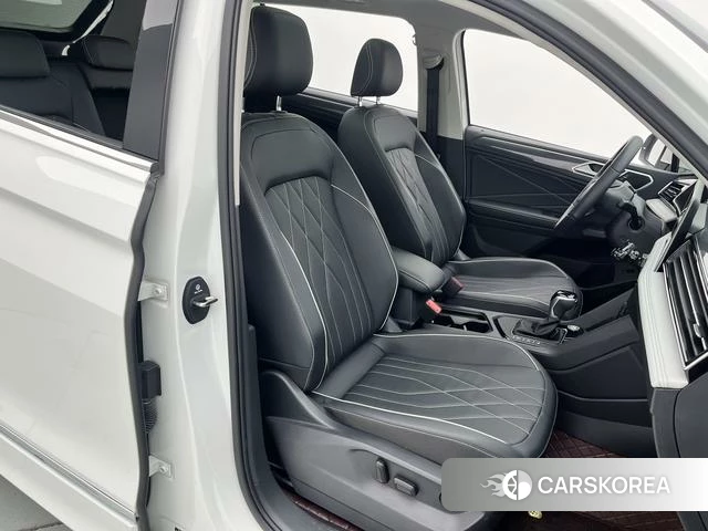 Volkswagen Tiguan L id 4259027 из Китая 13
