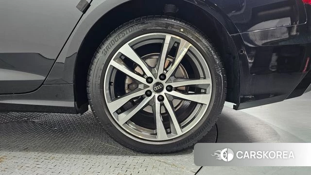 Audi A6 (C8) id 4500880 из Кореи 13
