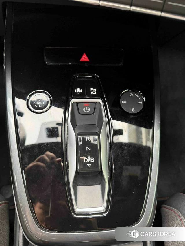 Audi Q5 e-tron id 4263930 из Китая 13
